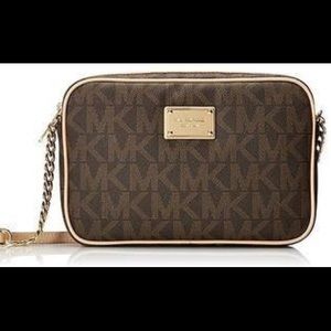 Michael Kors Jet Set Crossbody Leather Bag